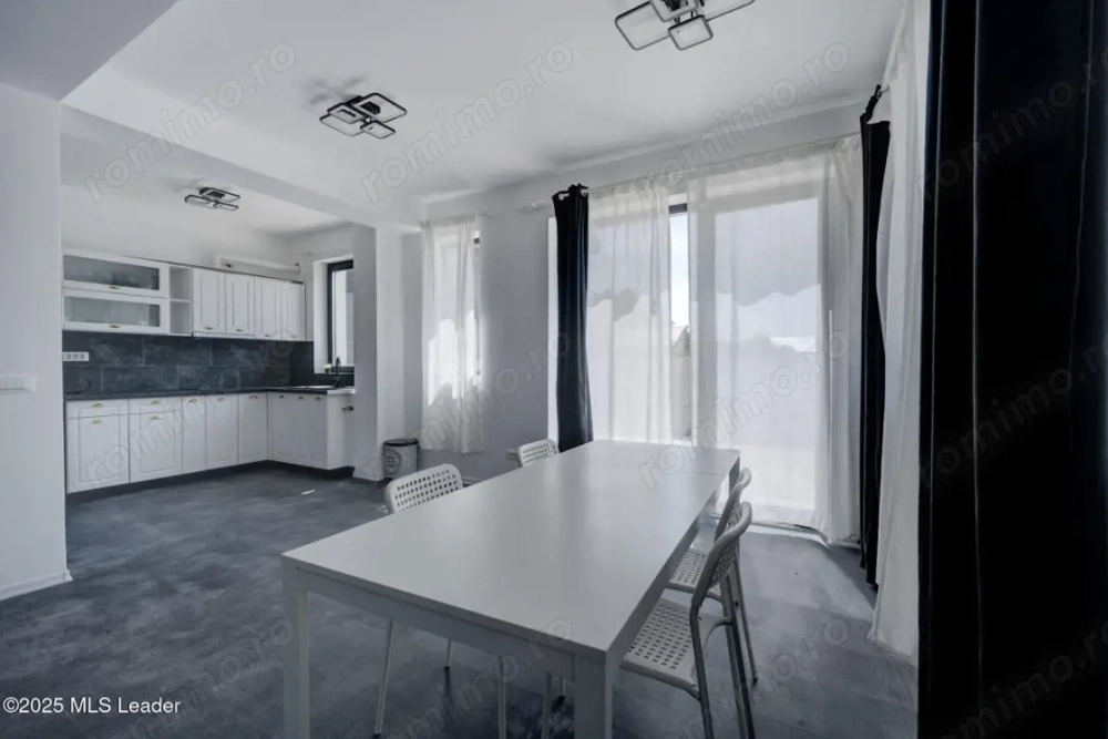 Casă modernă 3 dormitoare,140m,living generos, loc piscină-Balotești