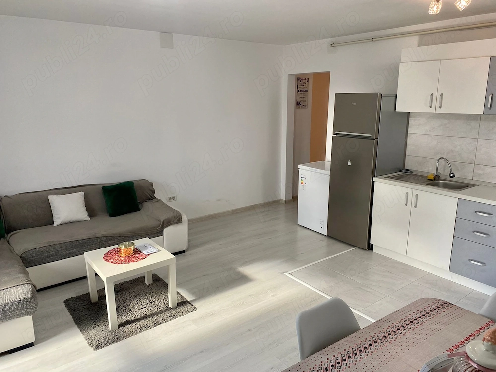 Propietar inchiriez apartament cu 2 camere in Ghimbav