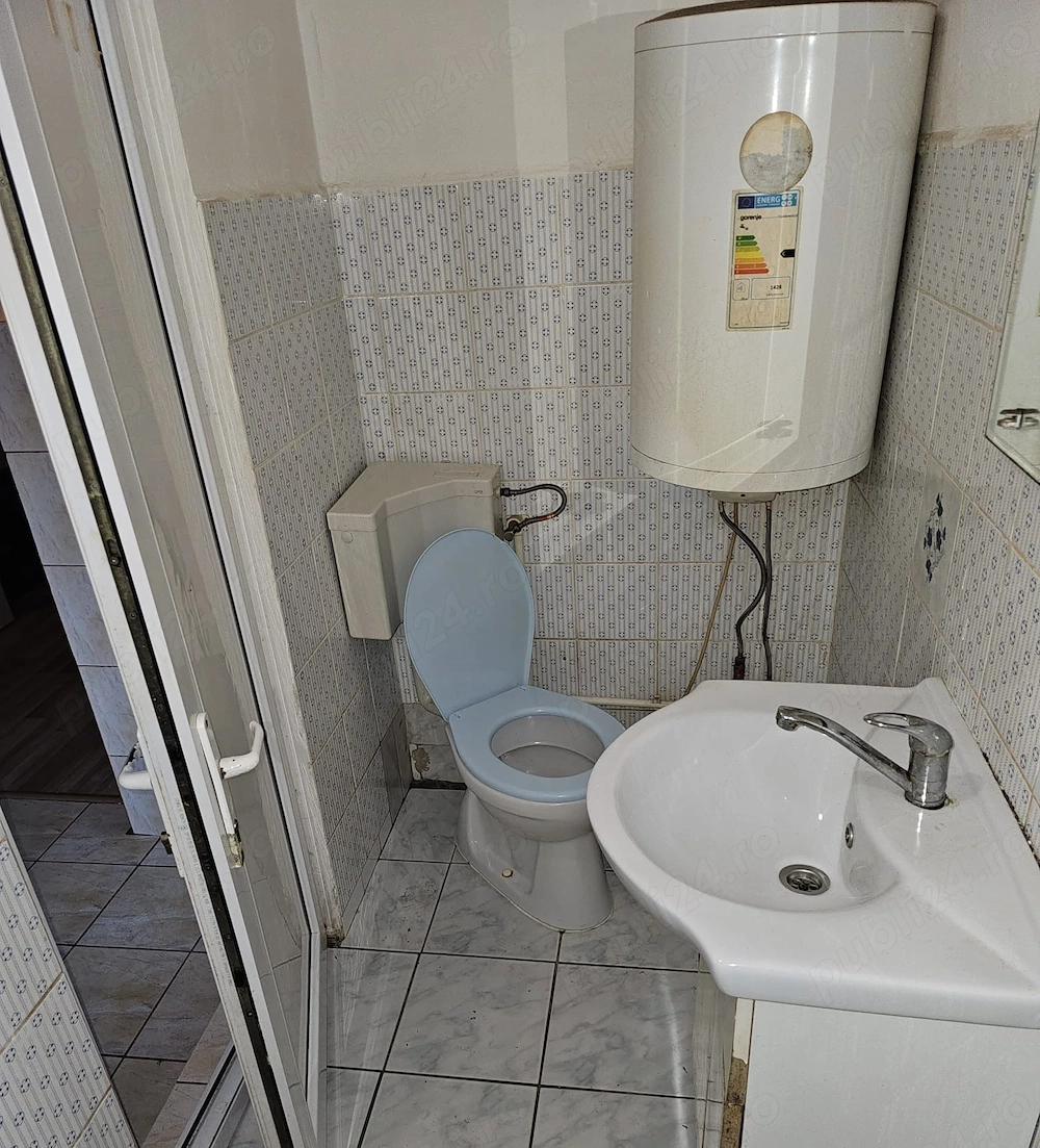 Garsoniera semidecomandata ,Zona Cet