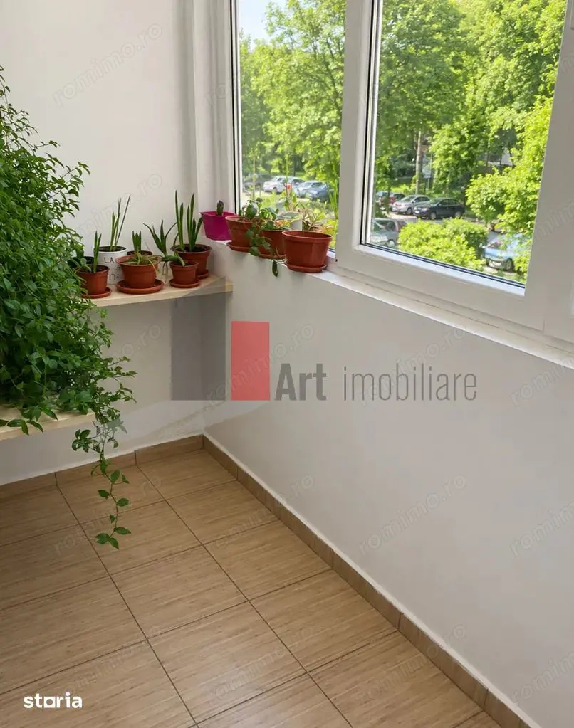 Vânzare apartament 3 camere Bd. Obregia - Turnu Măgurele
