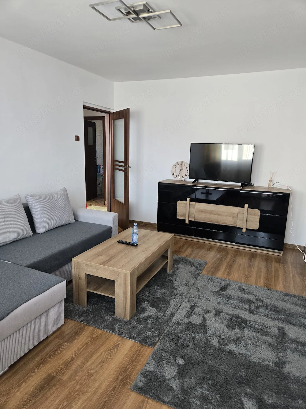 Proprietar inchiriez apartament 2 camere
