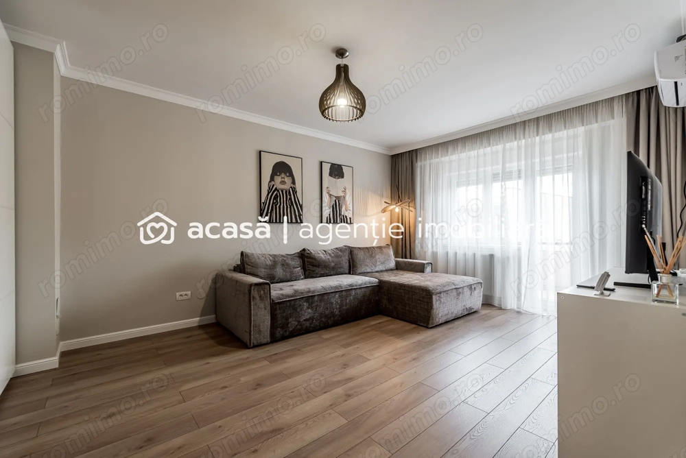 Apartament ultrafinisat la cheie cu 2 camere decomandat Piata Mica