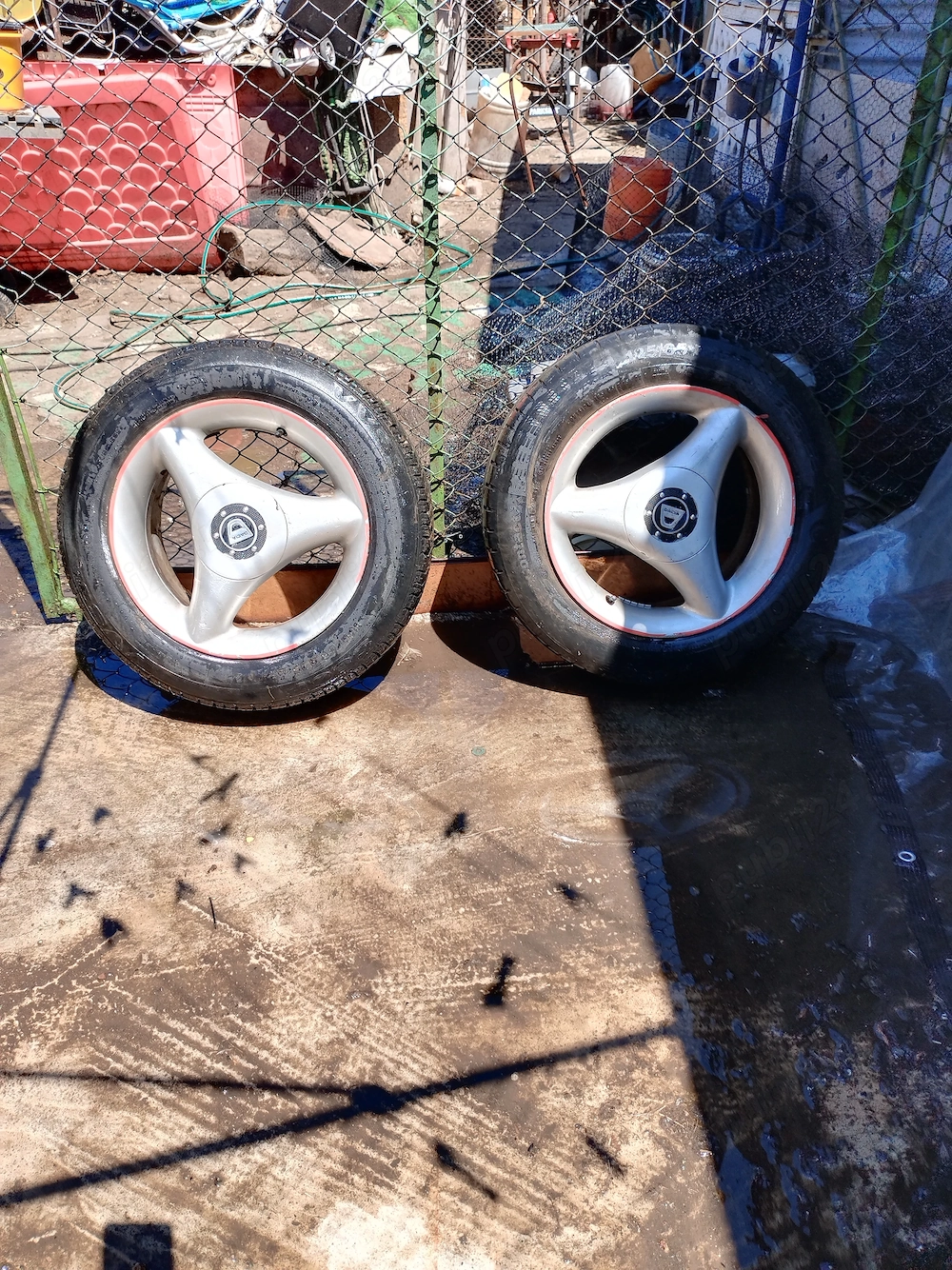 Jante renault pe 16 si un set pe15
