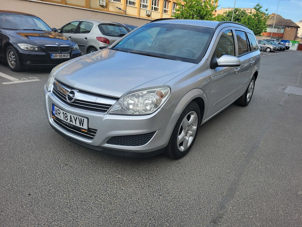 Opel Astra H an 2008 motor 1.7 TDI proprietar,acte la zi in mun. ARAD.