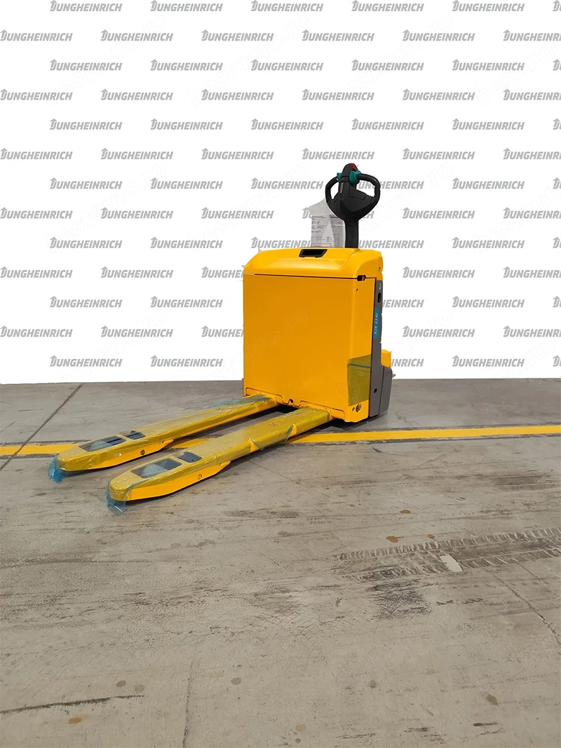 Transpalet electric Jungheinrich, capacitate 1400 kg, EJE 114