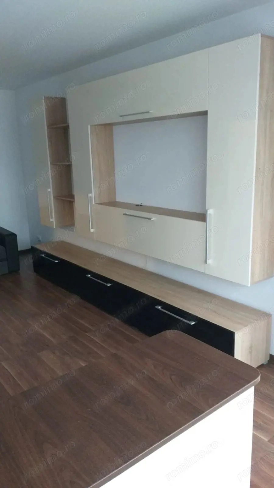 Închiriere  2 camere, etaj 2, balcon inchis, langa Parcul IOR