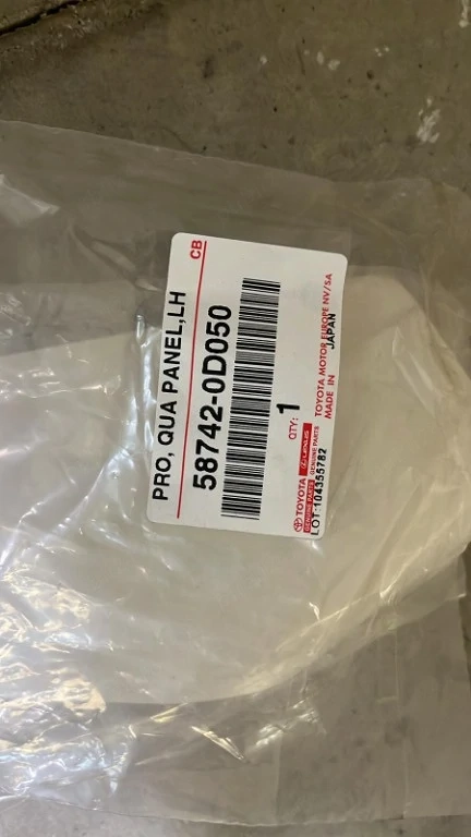 Folie protectie pasaj aripa stanga spate toyota yaris