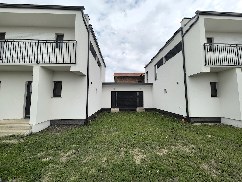Duplex modern Dumbrăvița   zona Cora, 120 mp utili, teren 300 mp!