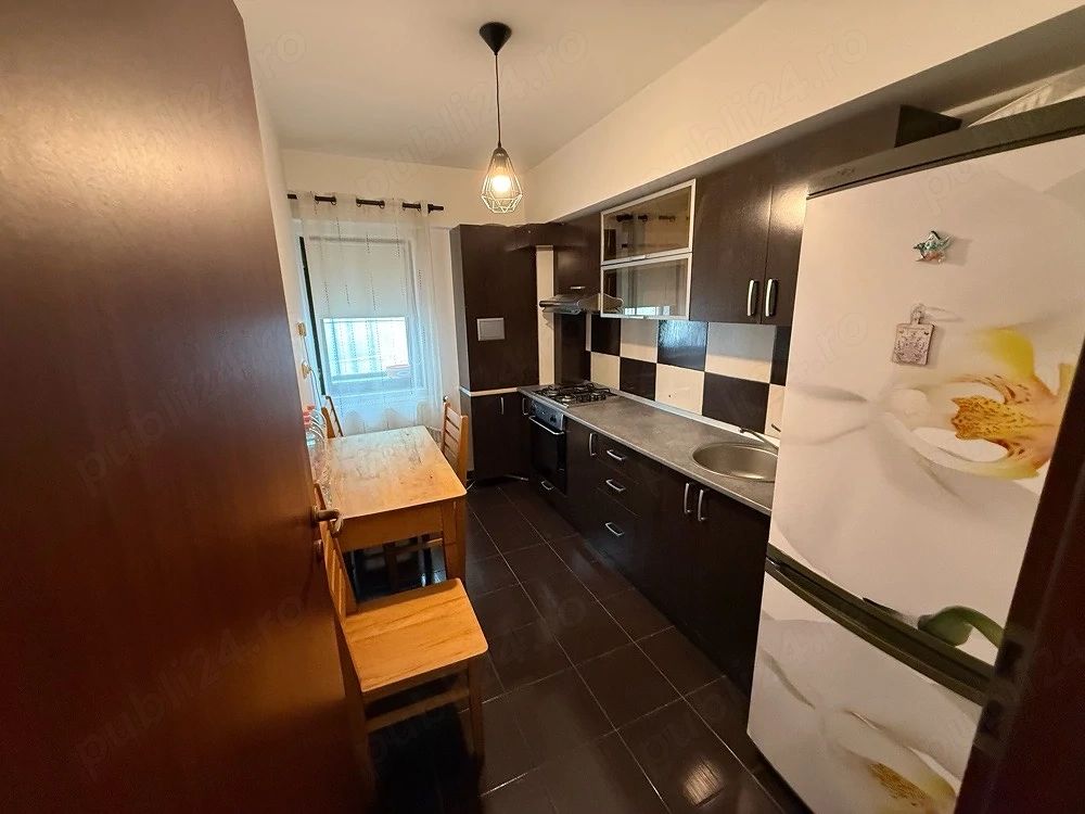 inchiriez apartament 2 camere 
