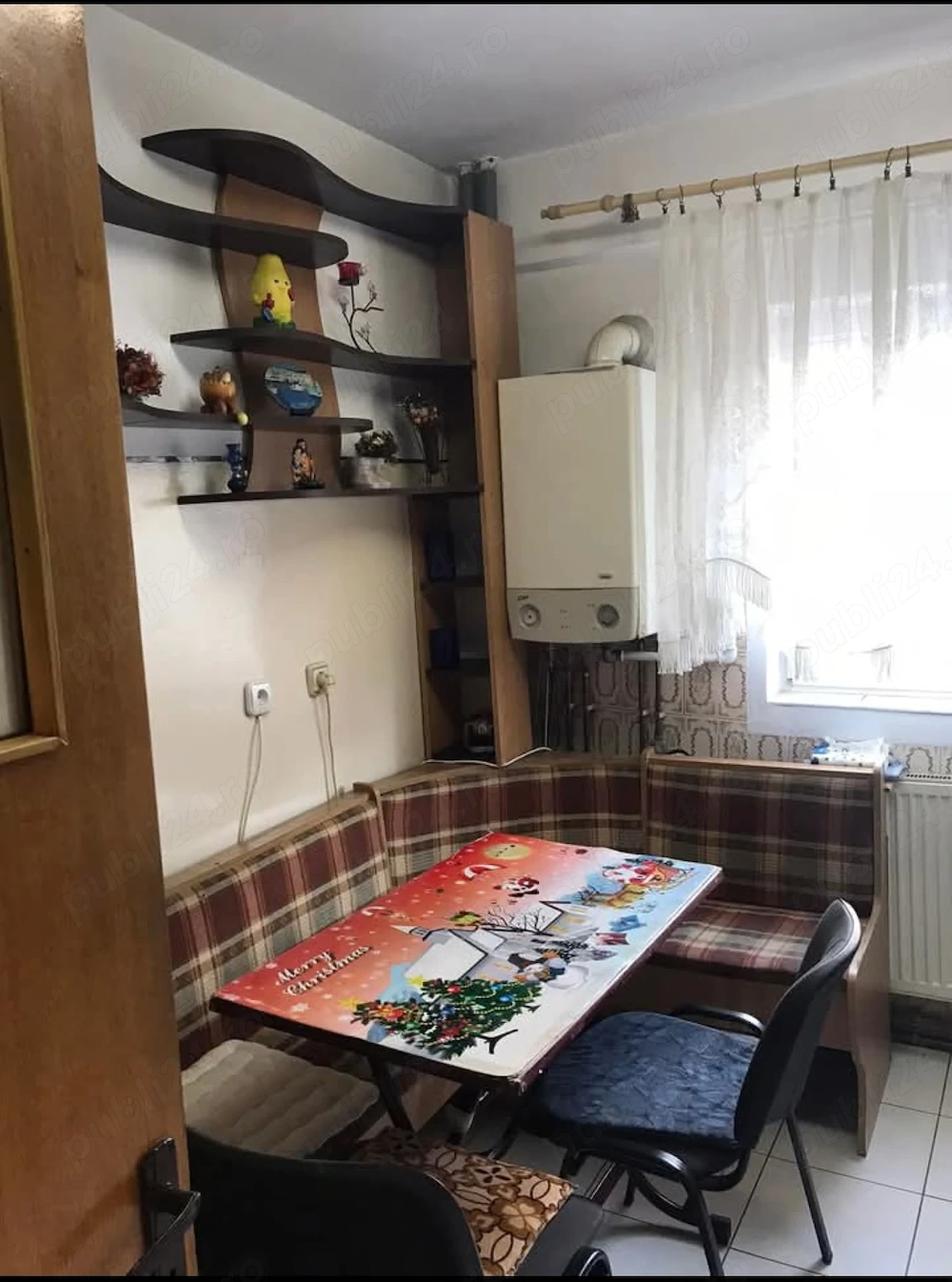 Apartament 3 camere, Zimbru , Iași , etaj 6 10, centrala, aer condiționat, 450 euro luna, garanție 4