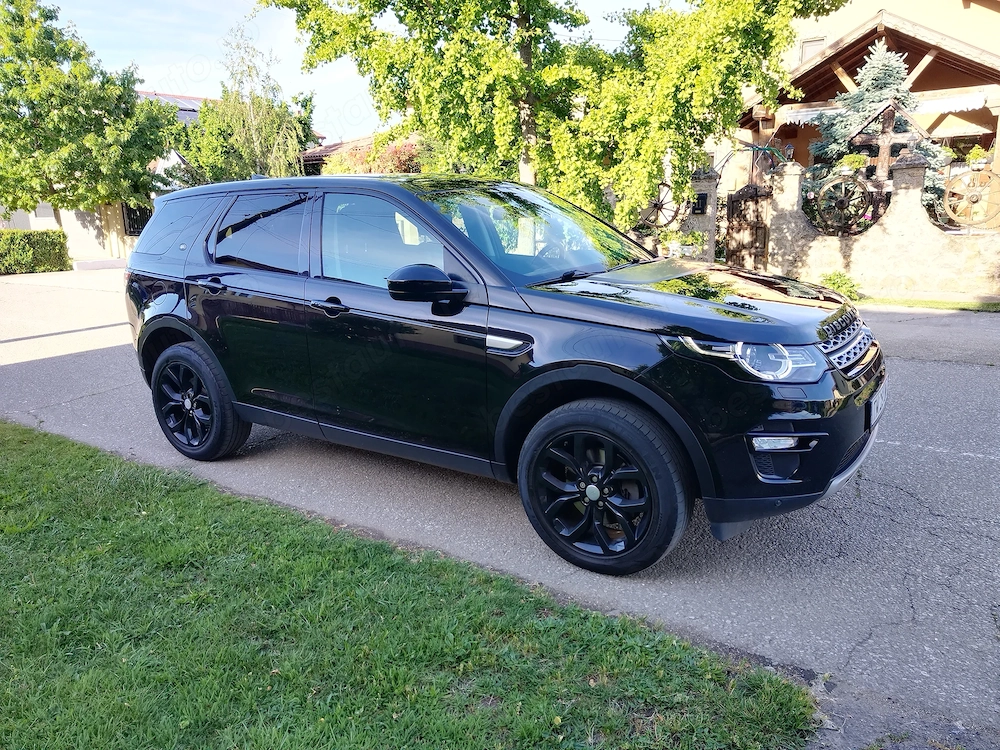 Land Rover Discovery Sport 2.0 D an 2017cu 180 cp,4x4,automat