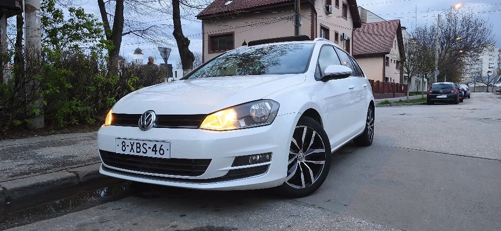 vw volf 1.6 tdi navi pano piele jante dino sound
