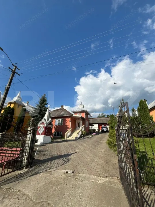  Casă individuală de vânzare – liniște, natură și acces rapid către Bistrița!