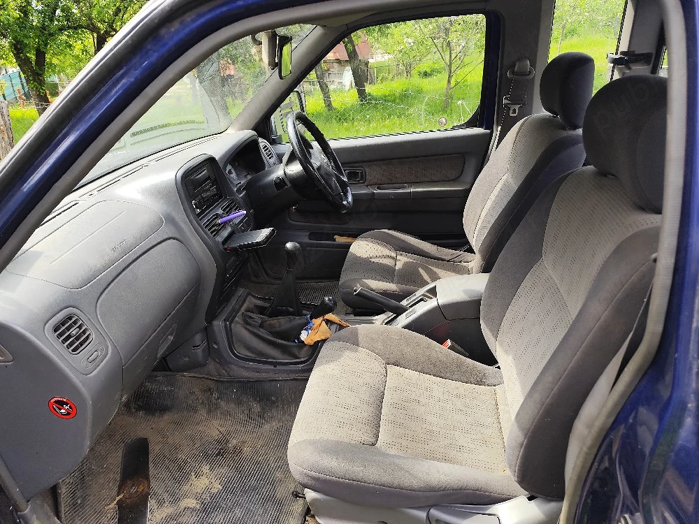 Se vinde Nissan Navara 