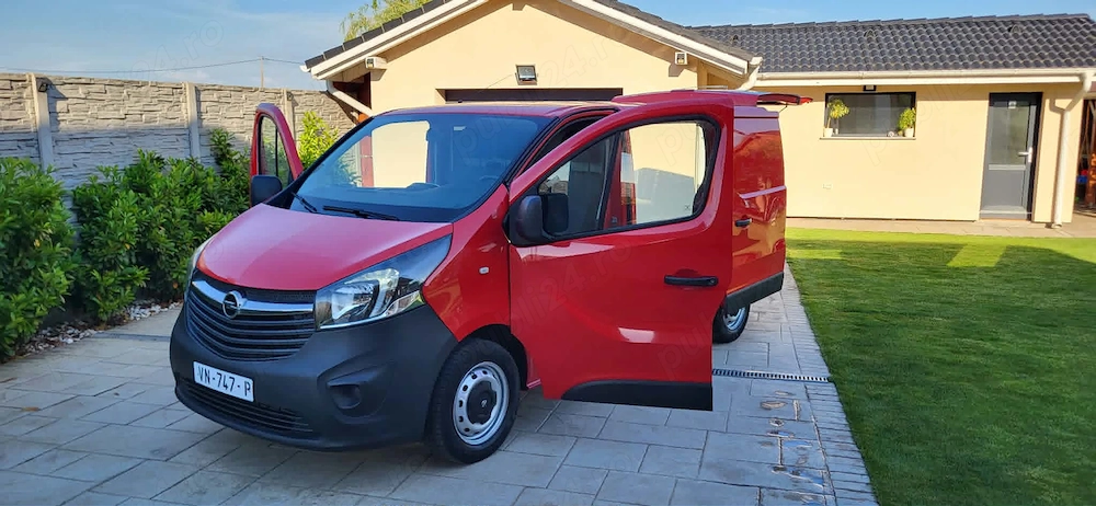 Opel Vivaro Model lung