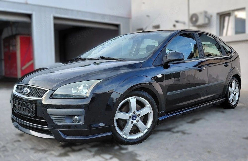 Ford Focus 2 Futura, 2.0 16v, 145 CP, Euro 4, Iul. 2005