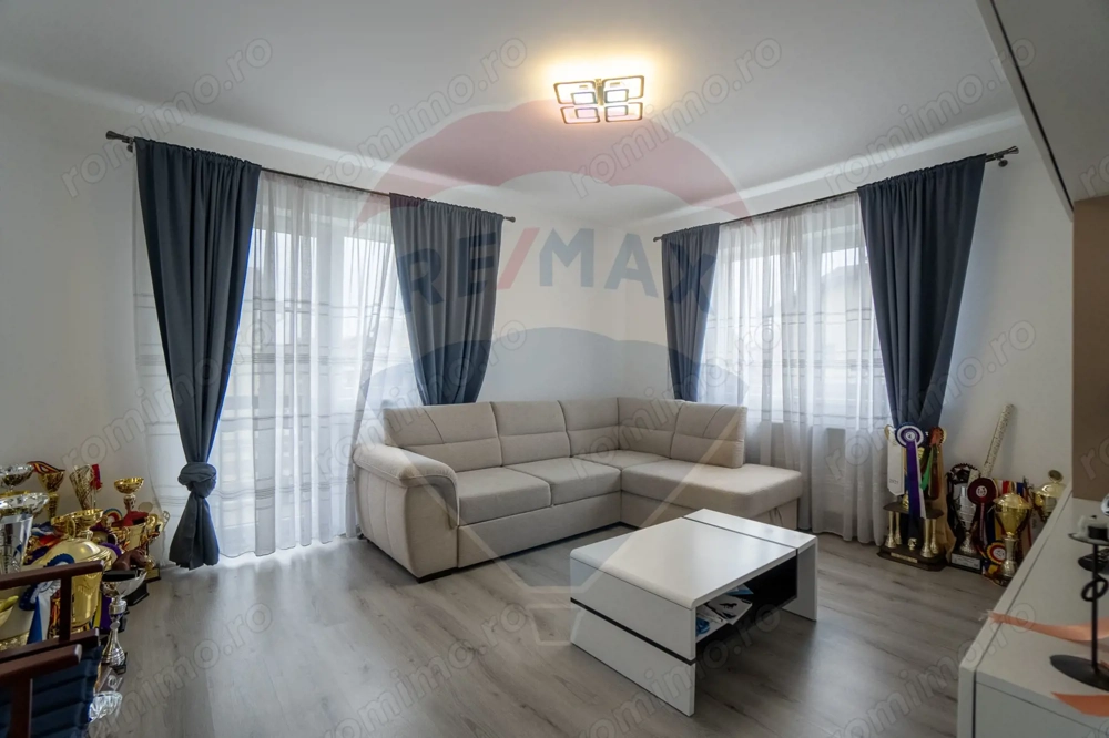 COMISION 0%| APARTAMENT 2 CAMERE| DECOMANDAT|2 BALCOANE|ORIENTARE S-E