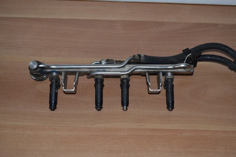 Rampă+Injectoare Passat B5.5 1.6 ALZ