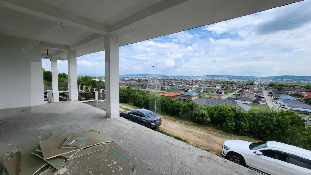 Casa pe un singur nivel, 180 mp, zona Nazna