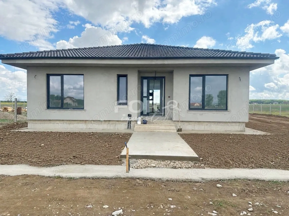 Casa moderna 4 camere, 830mp teren, de vanzare in Alparea Bihor