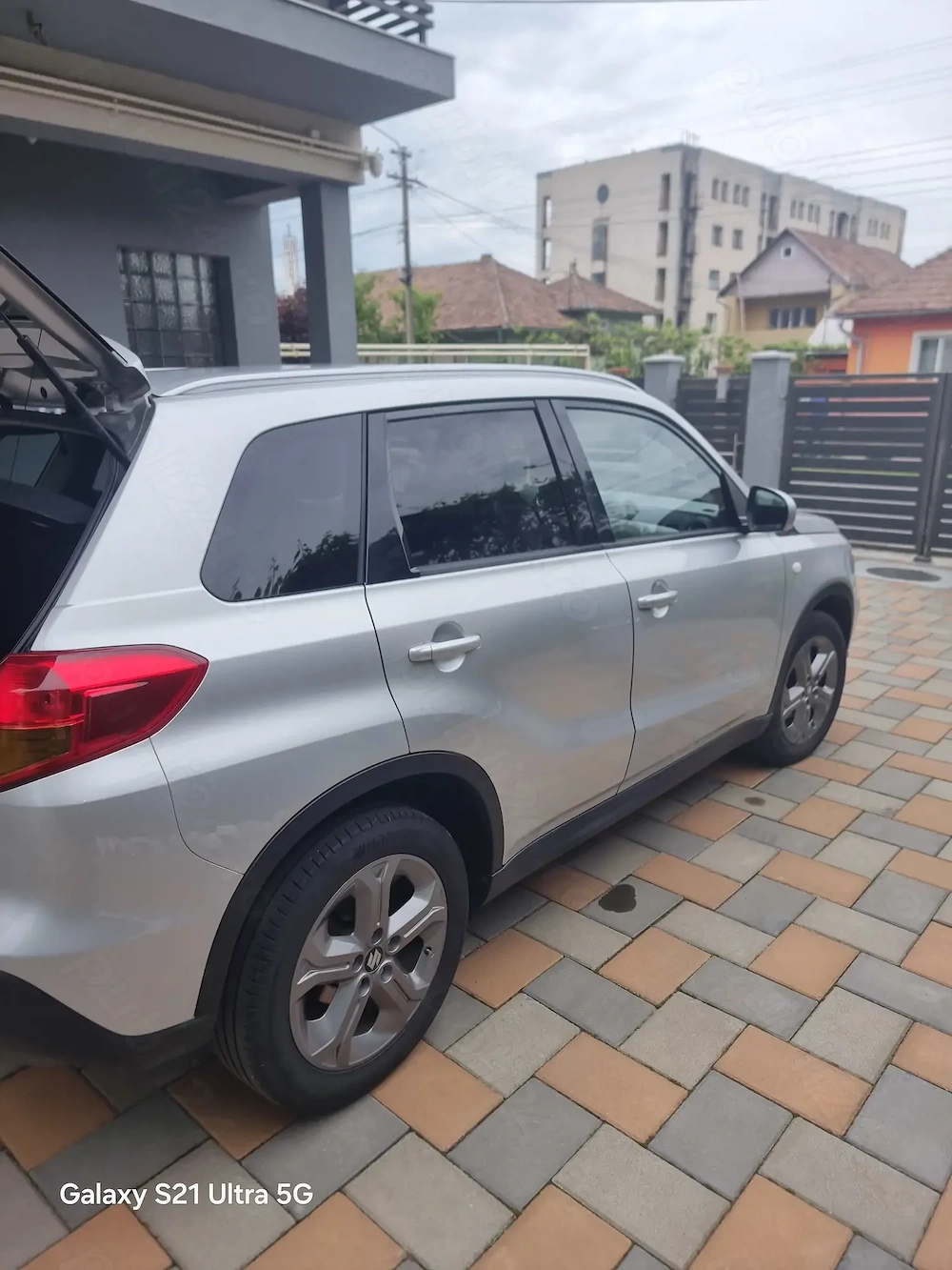 Vând Suzuki Vitara an fabricatie 2017, motor 1,6 benzină 