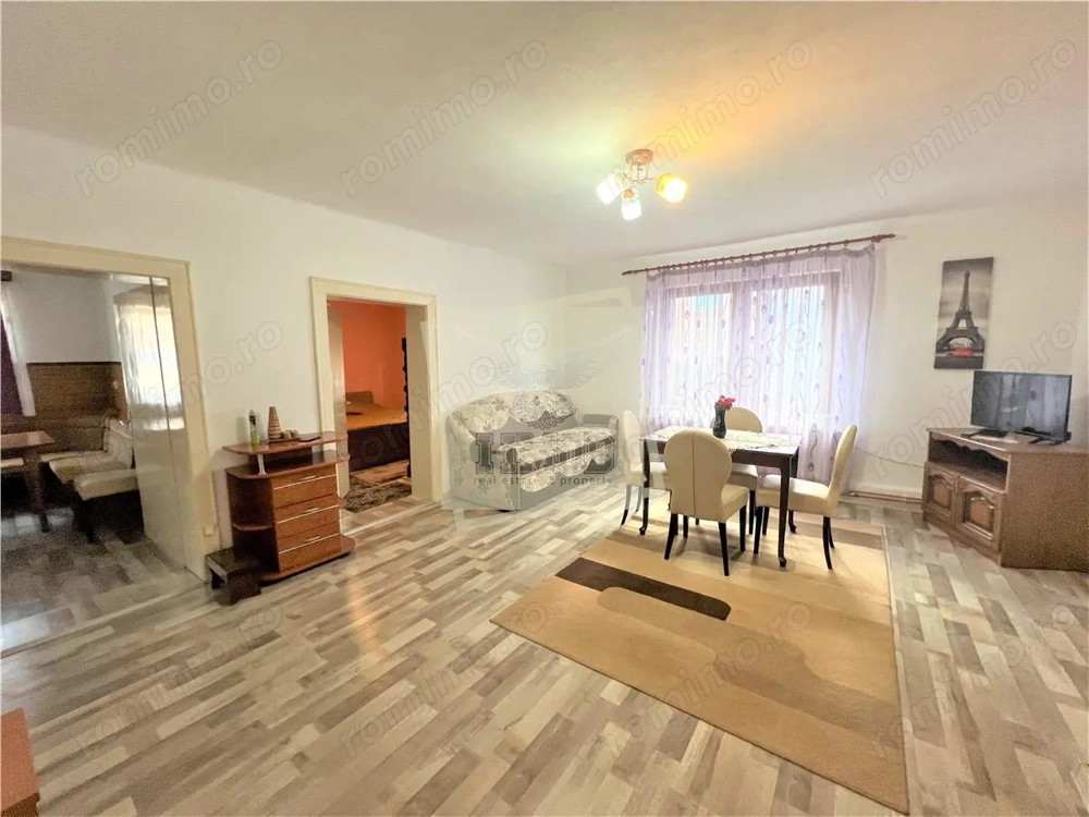 Apartament la casa 70 mp utili 3 camere pe Calea Poplacii