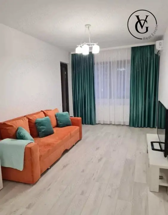 Apartament 3 camere de închiriat | Complex Natrom Pipera | Loc de parcare |