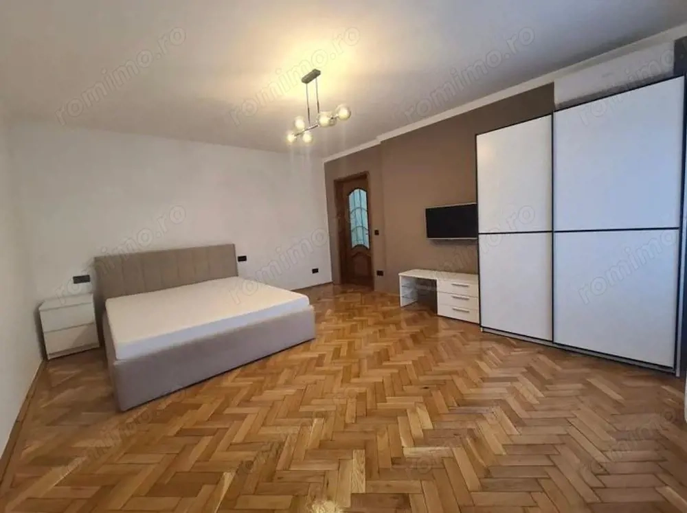 De Inchiriat Garsonieră lux,  Decebal