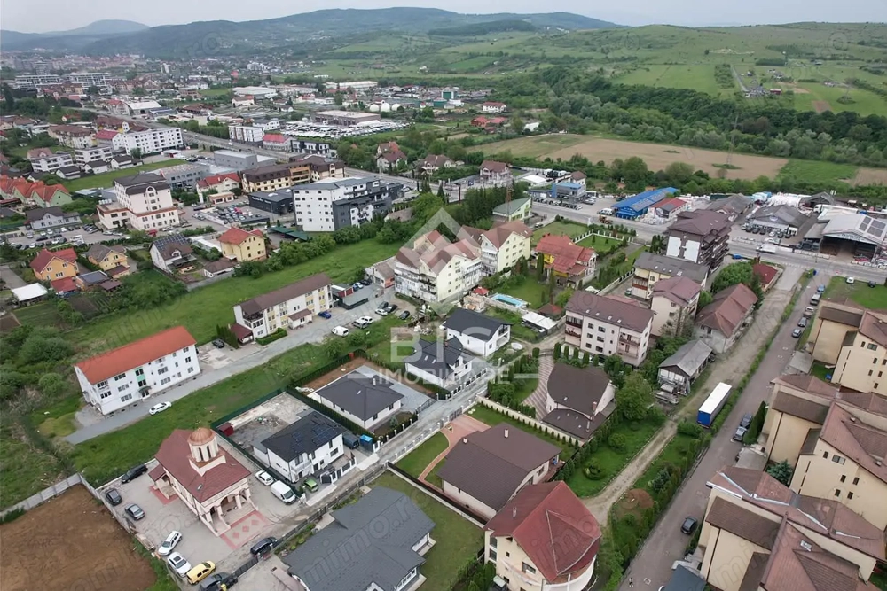 Teren intravilan 863 mp Viișoara, utilități pe teren