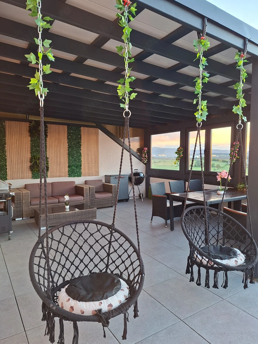 Penthouse premium de închiriat direct de la proprietar, prima înch iriere, complet mobilat și utilat