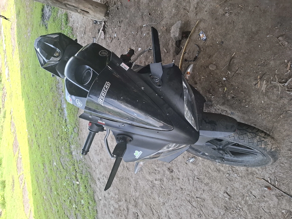 Vand yzf r125 2011 30 ka km reali 