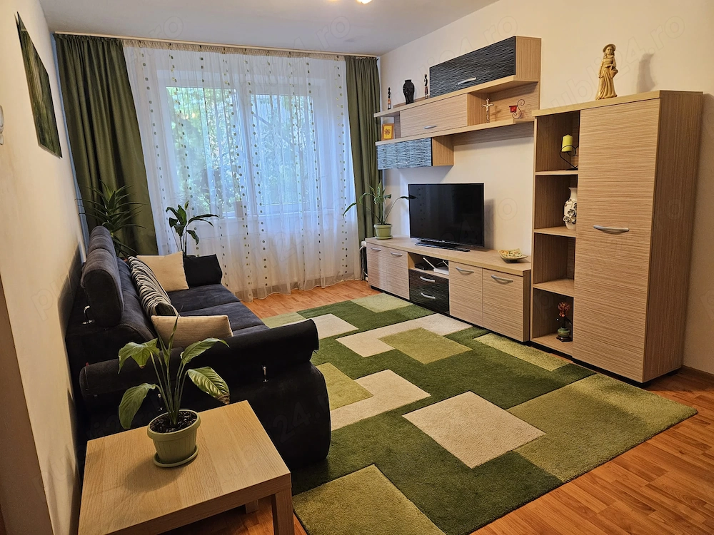 Vand apartament cu 3 camere Gorjului, Militari