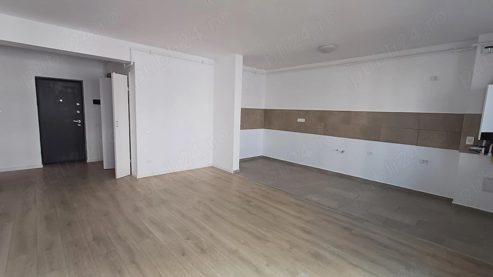 Vand apartament cu 2 camere