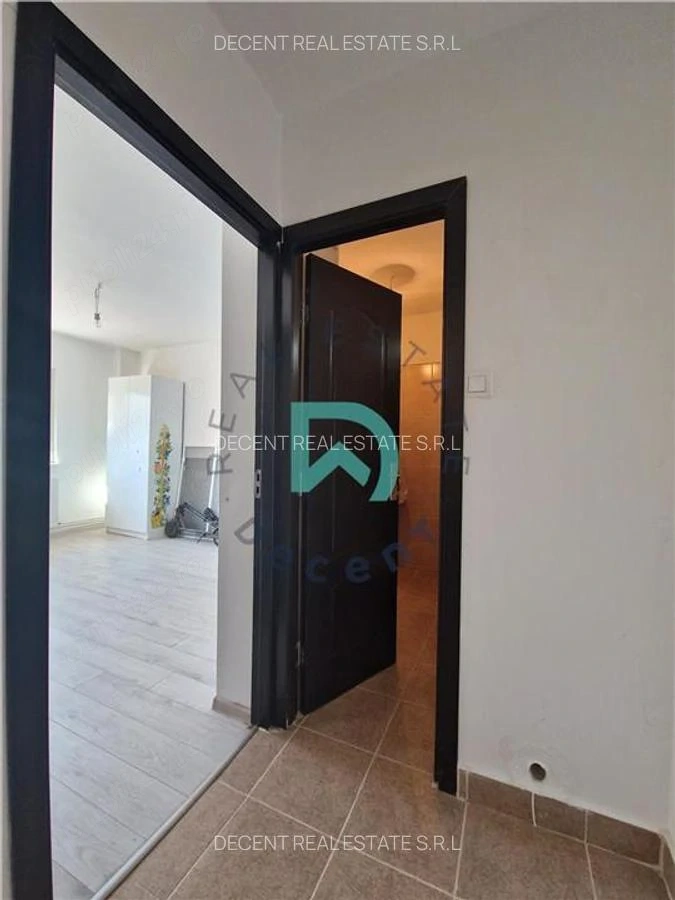 Garsoniera renovata,et 2 din 4, libera la vanzare, ct, izolata, orientare sud, se accepta si credit