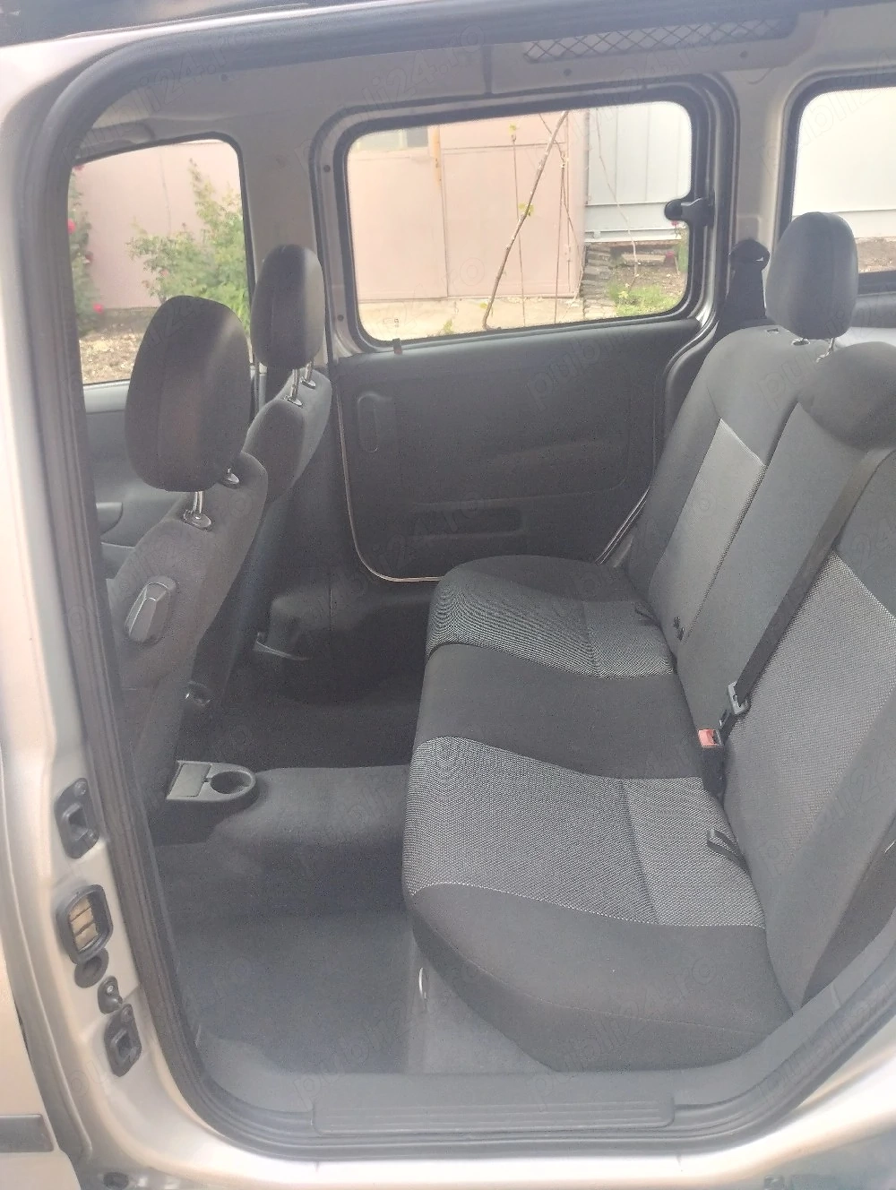 Vând Opel combo 1.6 benzina