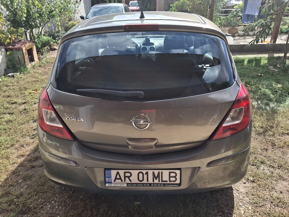 Vând Opel Corsa cutie viteze automată
