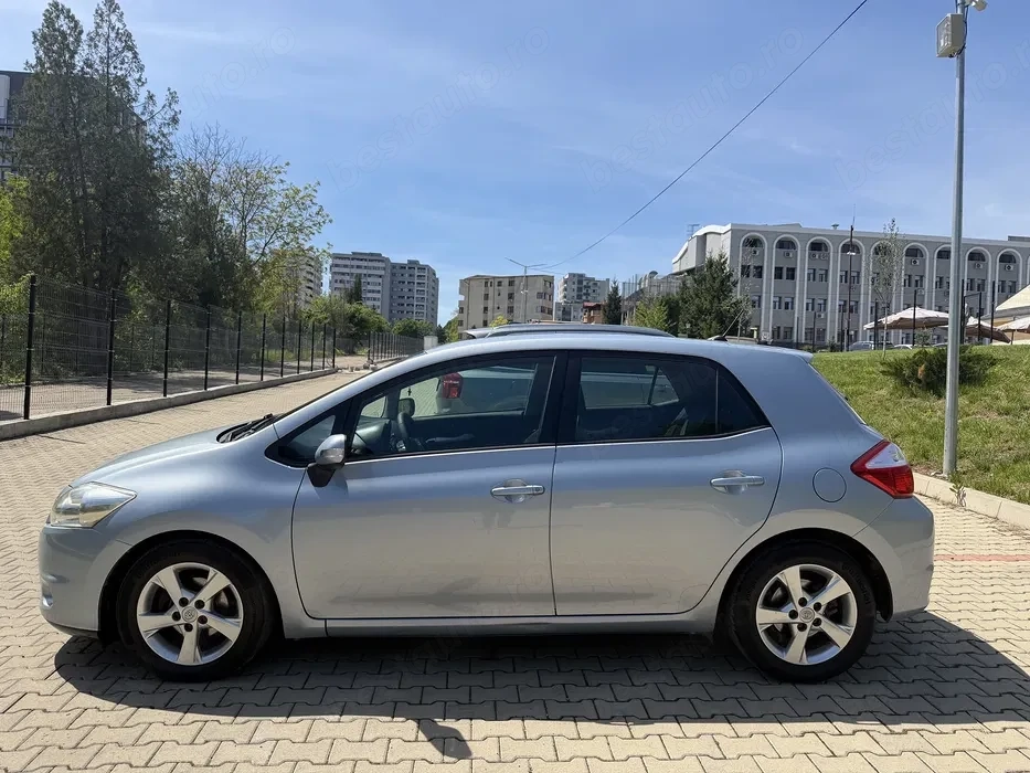 Toyota Auris , an fabricatie 2010 , 128000 Km