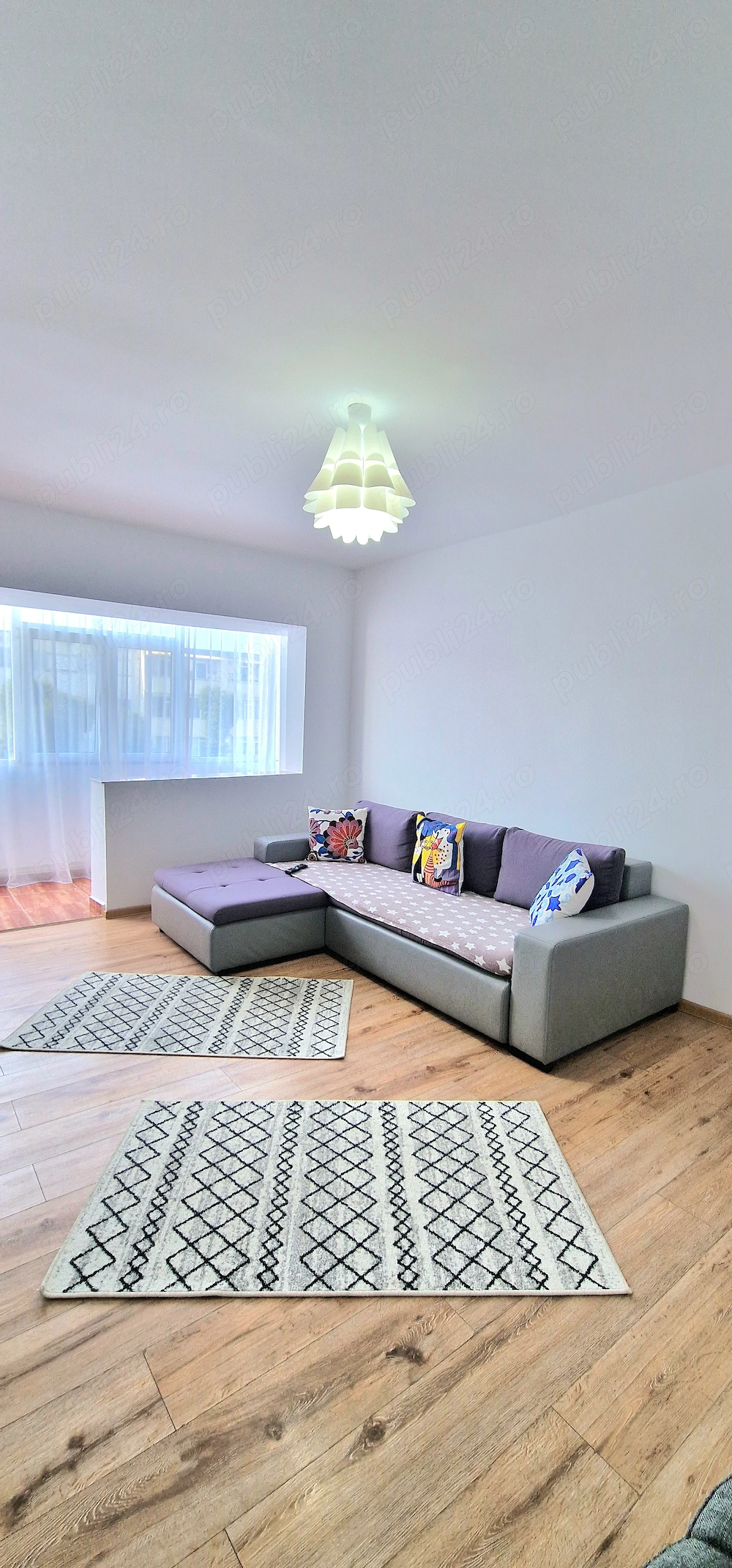 Apartament cu 3 camere de închiriat pentru sezonul de vara