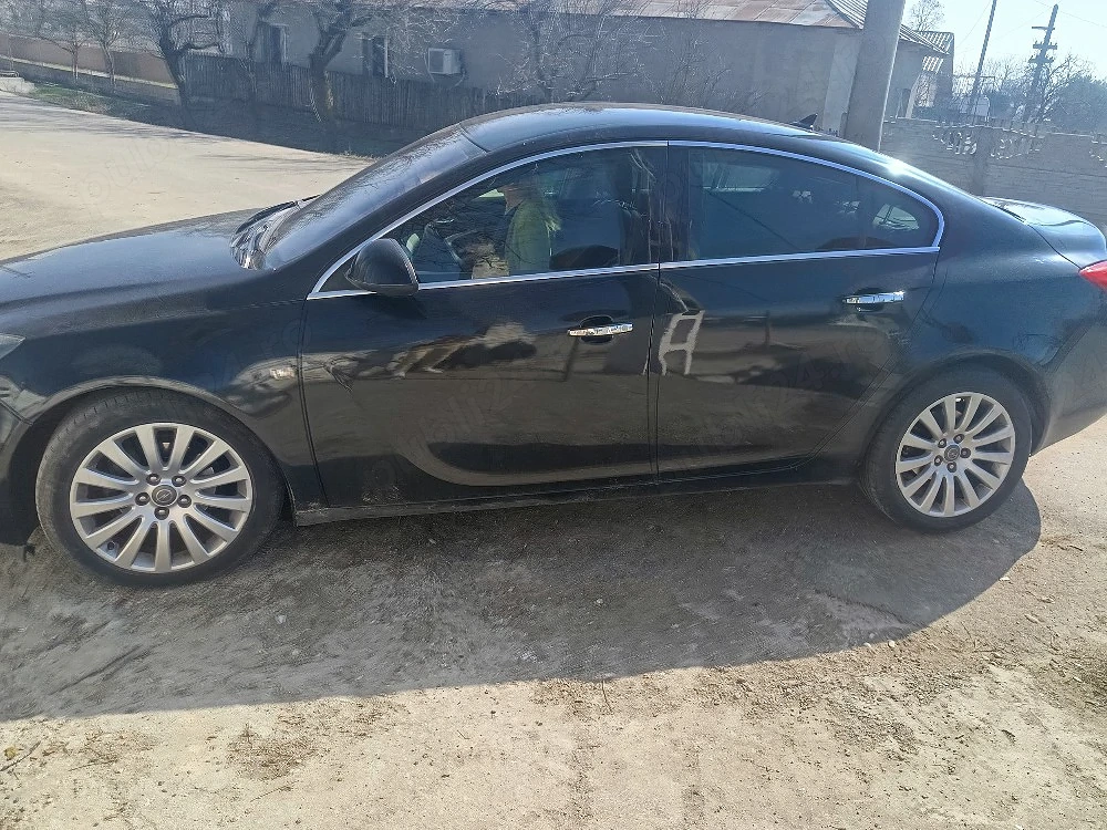 opel insignia 2011