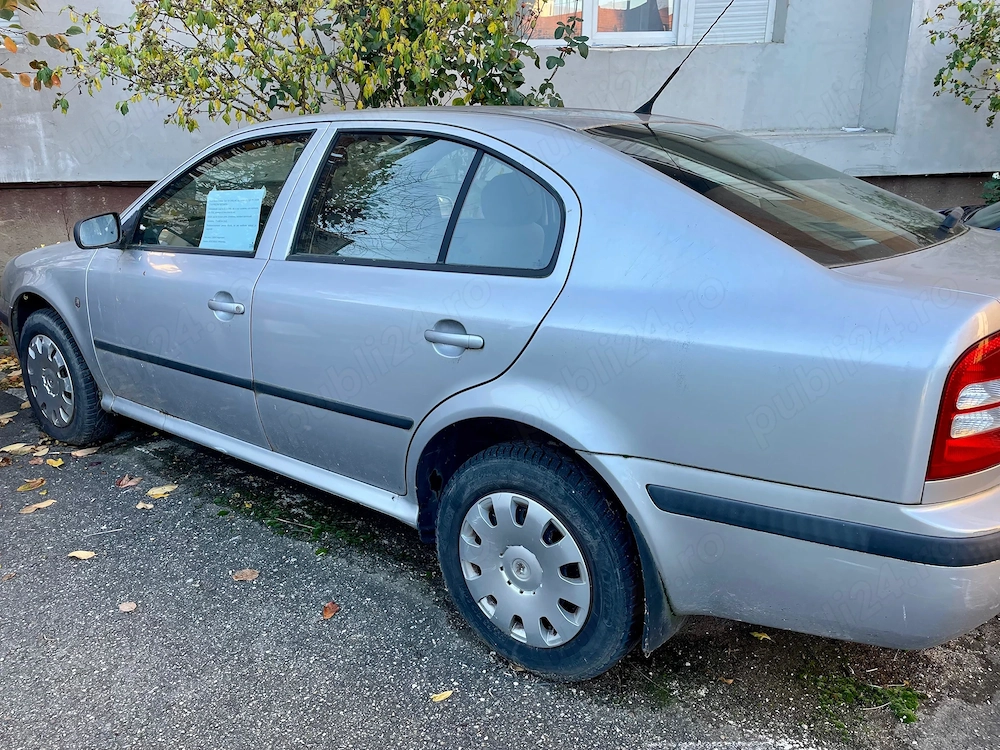 Vând în Lugoj, Skoda Octavia Tour M1 AA berlina, pe motorină, motor AXR, 1.9 TDI, 101 CP, 74 kw