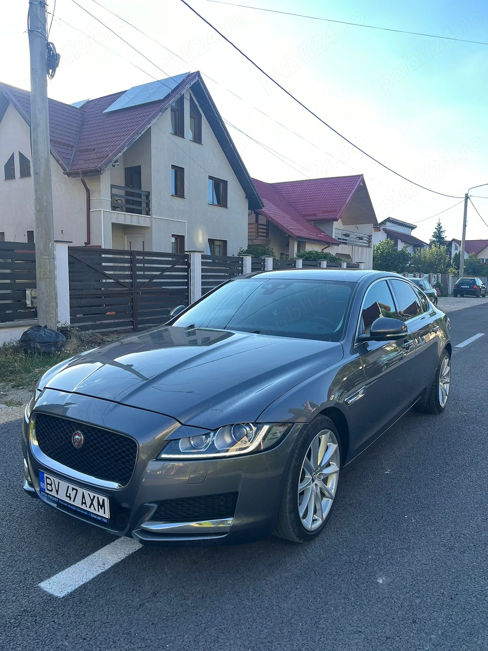 Vind JAGUAR XF 2017 2.0 l diesel automata.Pret 12900 EURO.