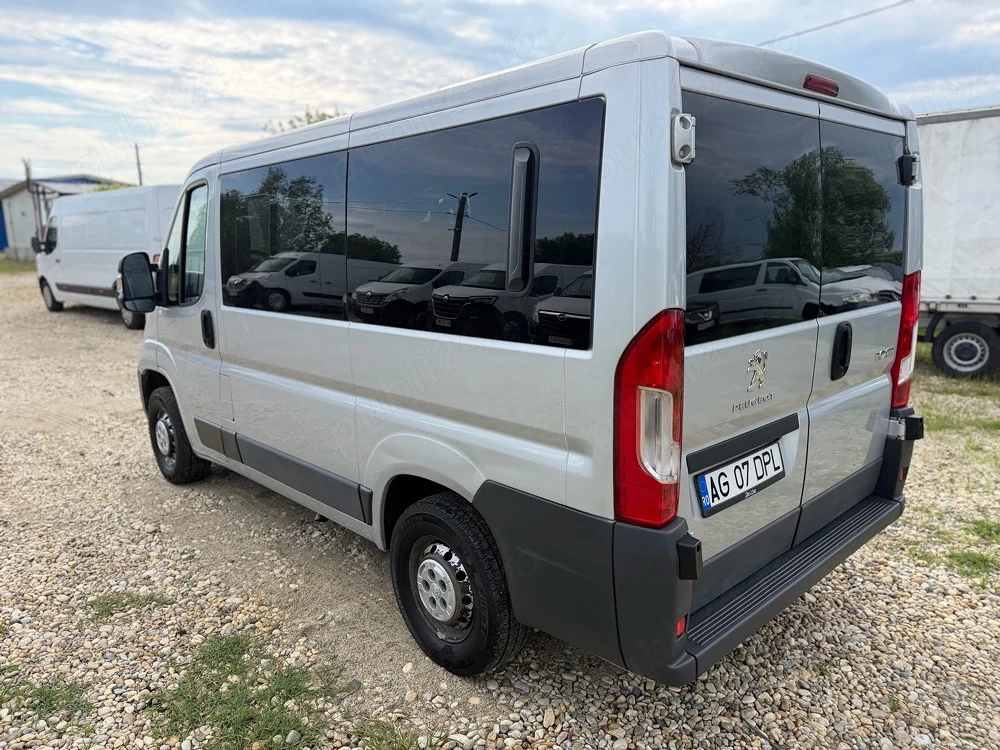 Peugeot Boxer 2.2 euro5 9 locuri 2015