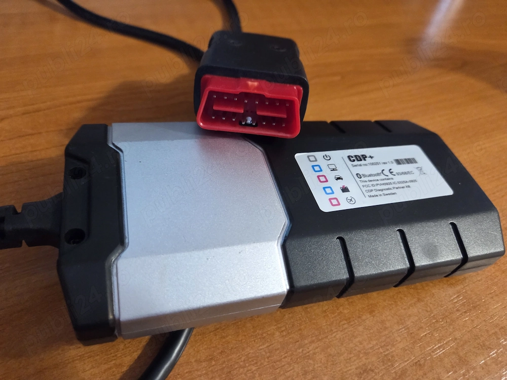 Interfata diagnoza auto CDP +  AUTOCOM (doar aparatul)