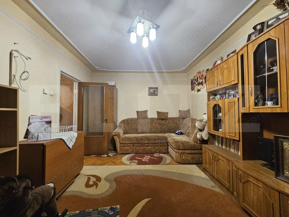 Apartament 2 camere, etaj intermediar, 53 mp, zona Zimbru