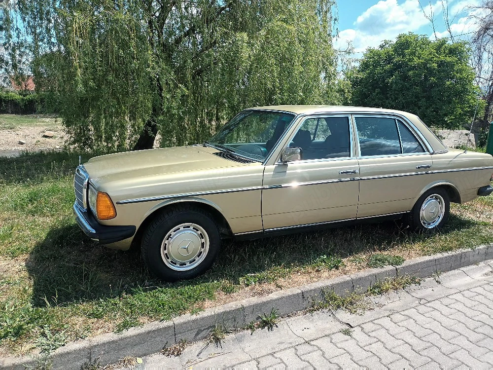 Mercedes 300D  w123