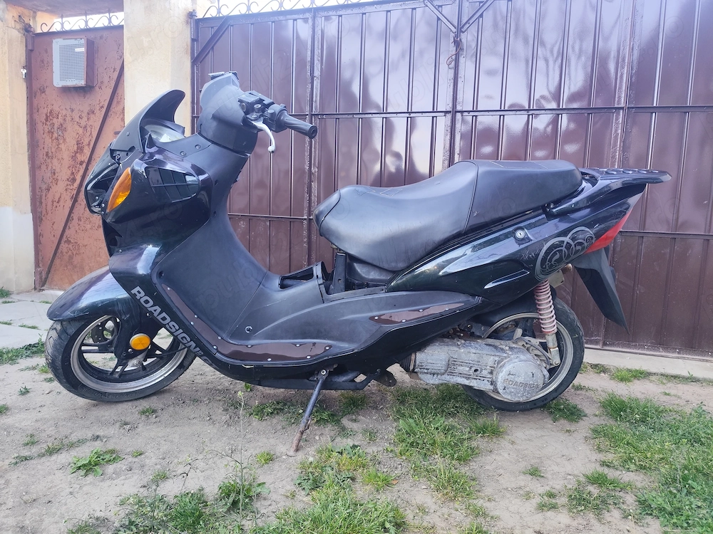 Scuter Roadsign 125 GT 4T
