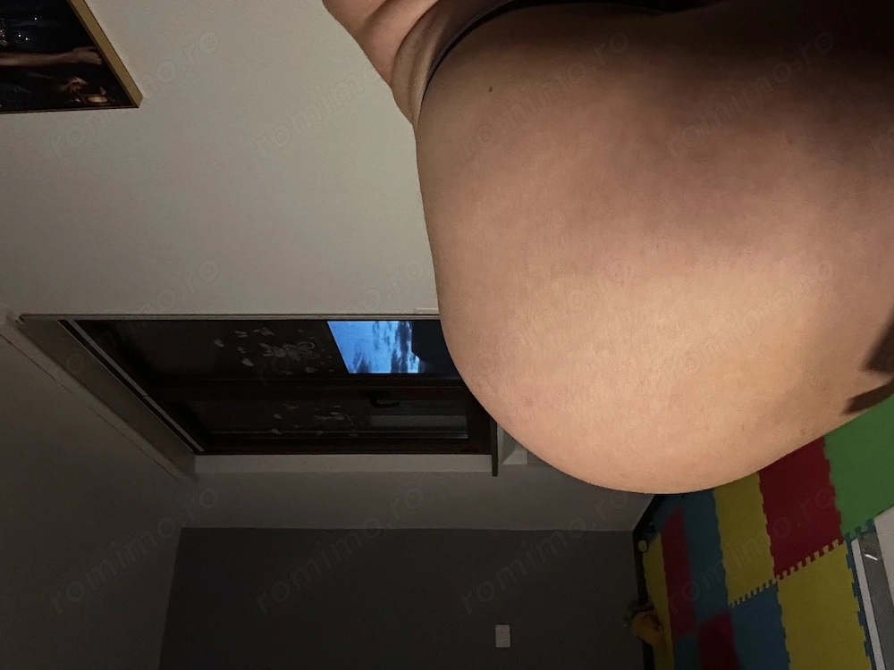Buna prietene fac show in cam erotic dupa placerile tale pasiune erotic in cam 20  scrie mi mesaj 
