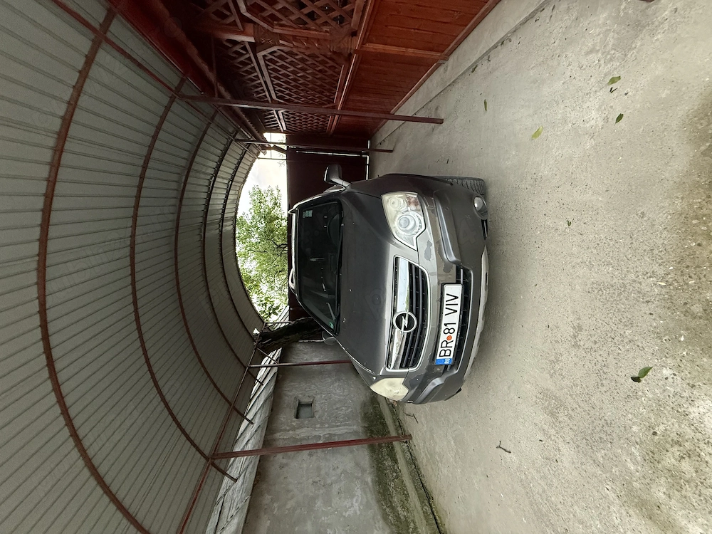 Opel Antara 2.0  diesel 4x4 , 3900   negociabil(stare buna)