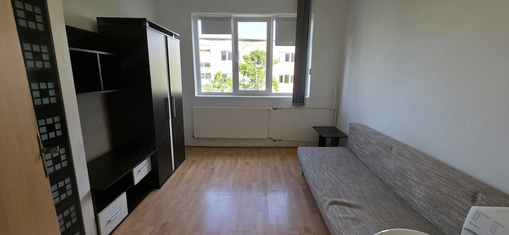 200 euro!!!Garsoniera Et 3 Zona Buziasului