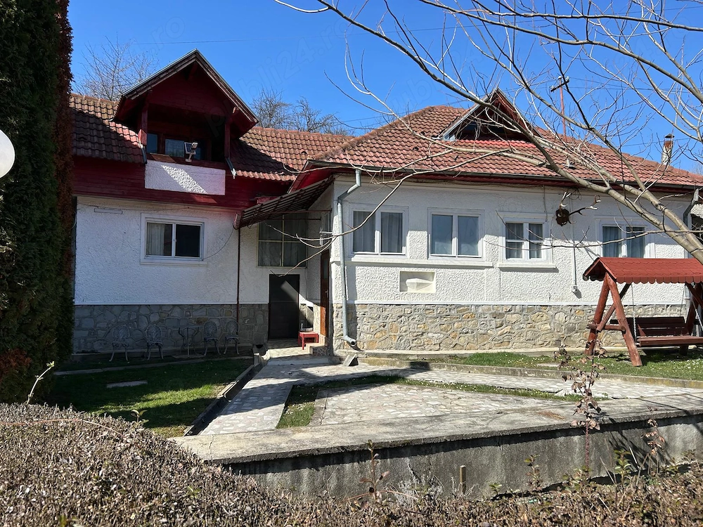 Casa Moroieni + teren 2000mp